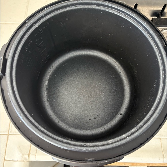 AROMA rice cooker - Picture 6 of 7